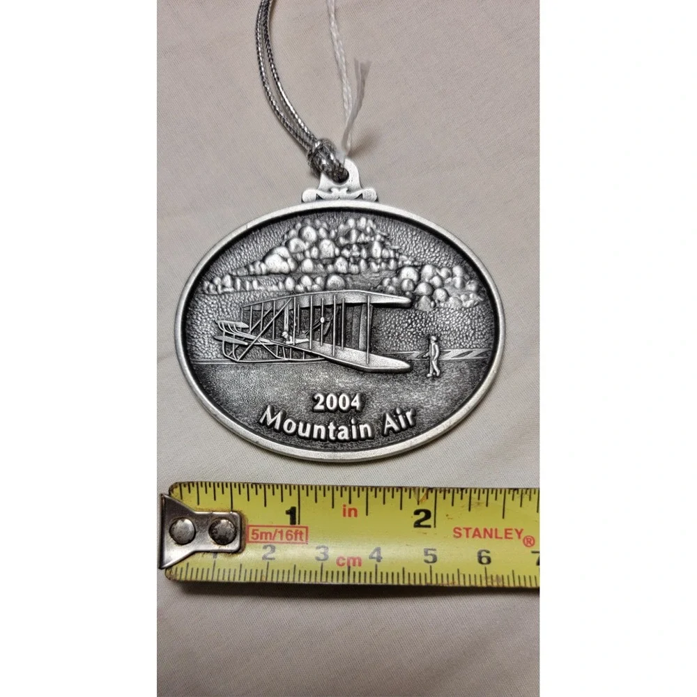 VTG 2004 Mountain Air Pewter Ornament Keepsake 1st In Flight Holiday Series